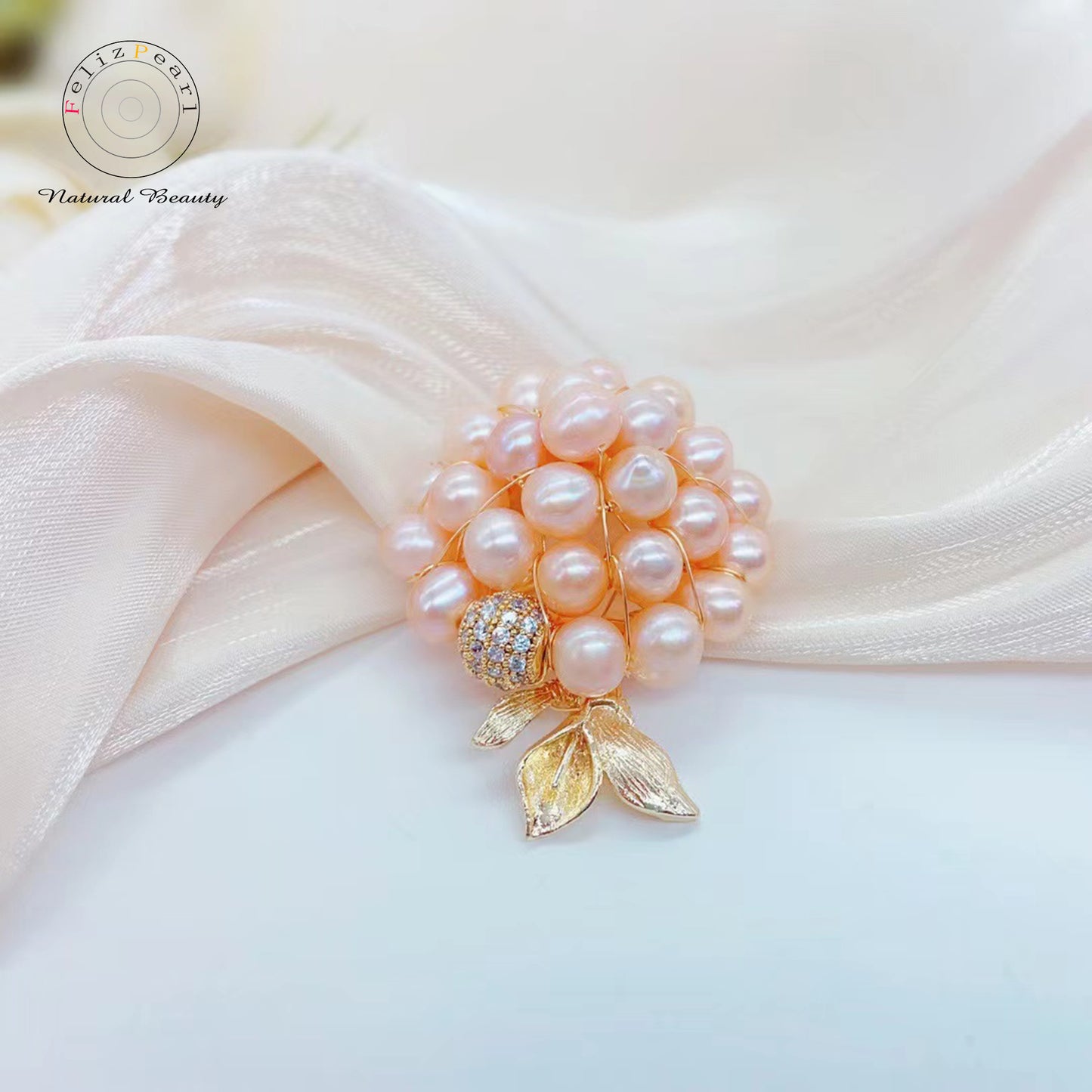 Handmade Floral Freshwater Pearl Brooch - Feliz Pearl