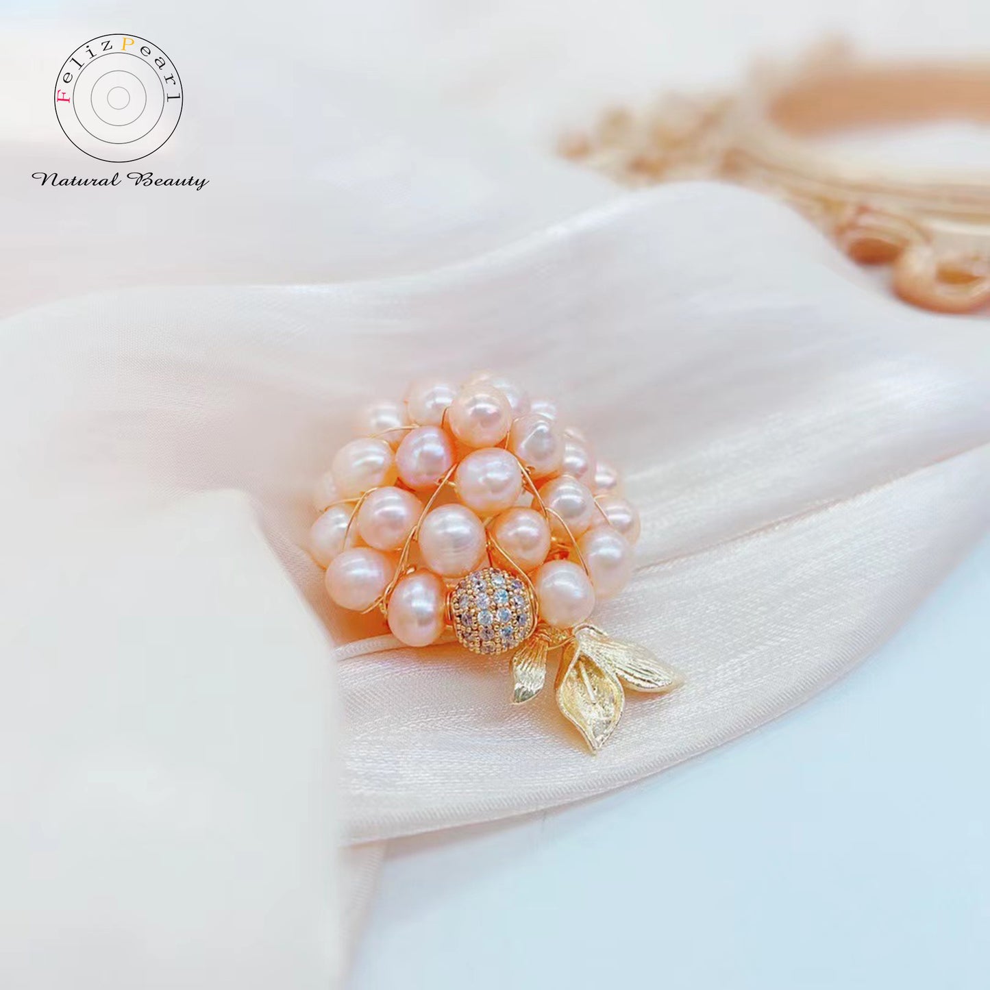 Handmade Floral Freshwater Pearl Brooch - Feliz Pearl