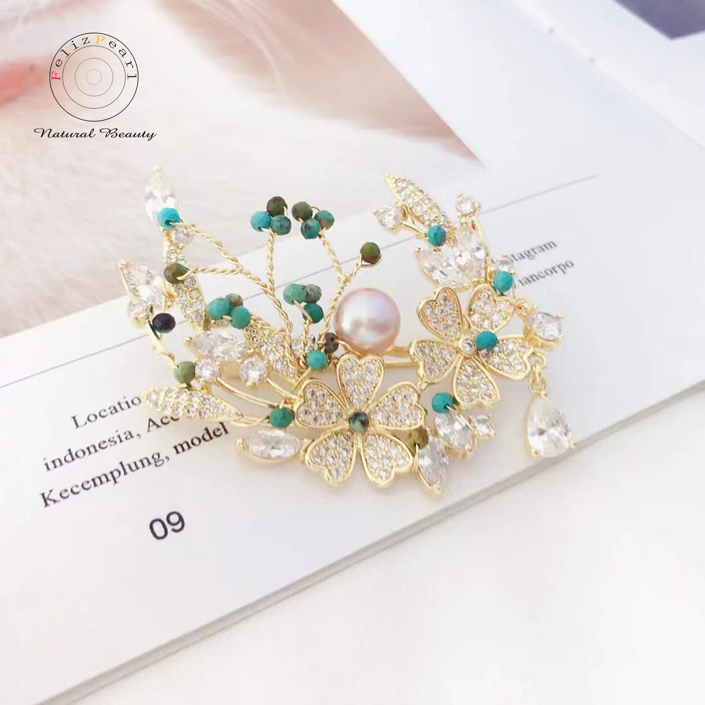 Elegant Turquoise Laurel Pearl Brooch - Feliz Pearl