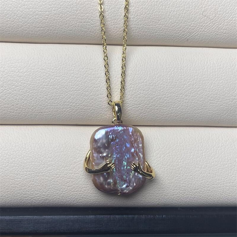 Purple color pearl pendant