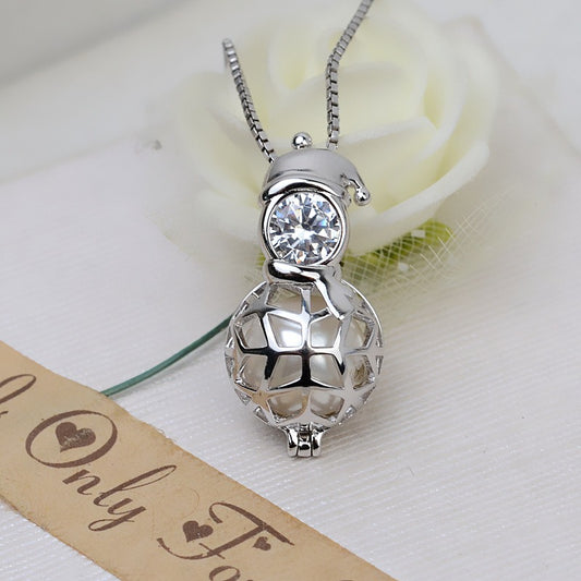 Christmas Santa Claus Pearl Cage Pendant - Feliz Pearl 