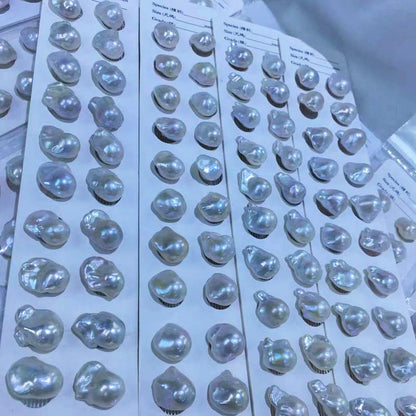 Edison baroque pearls in pair