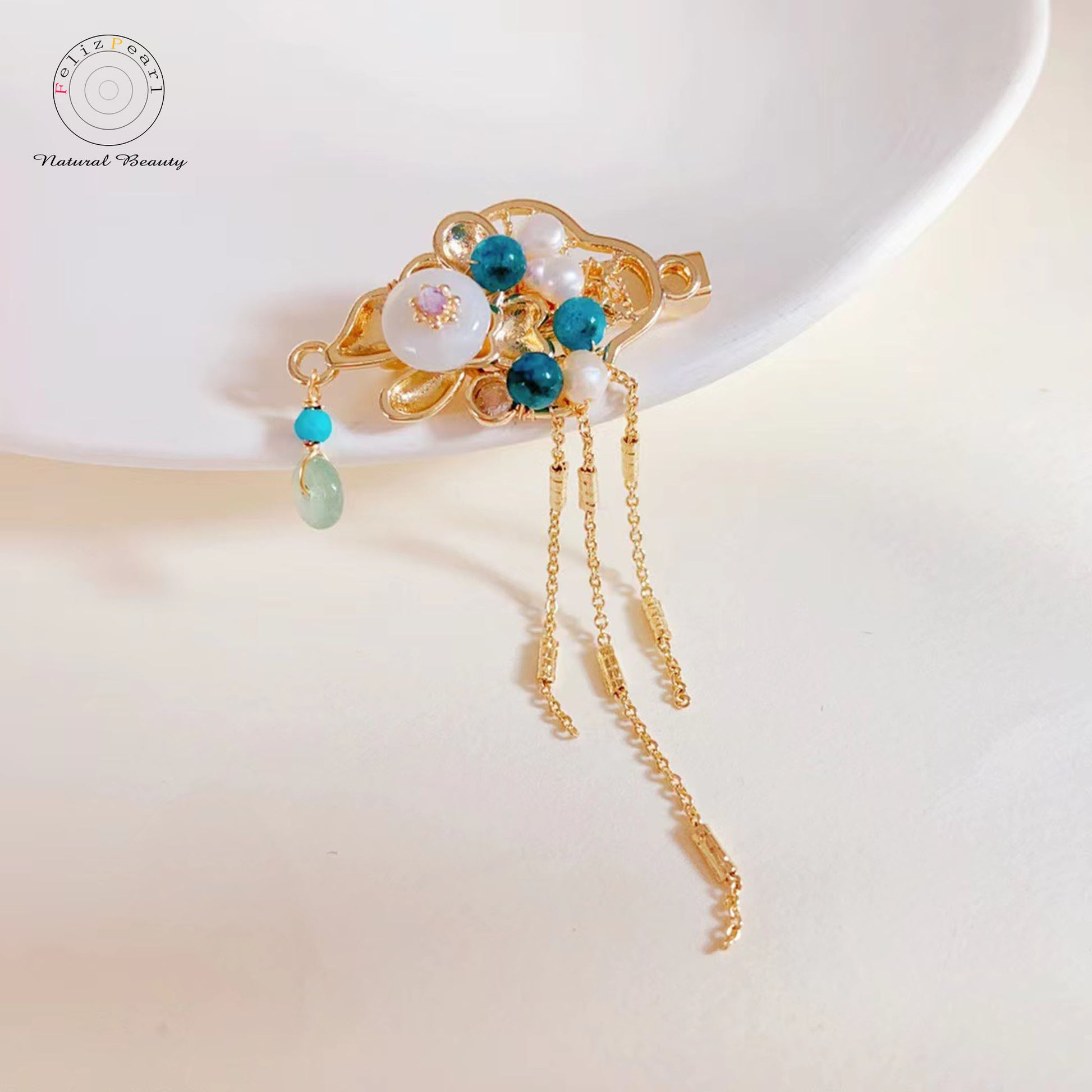 Chinese style.Hanfu Pearl Lotus Pearl Brooch - Feliz Pearl 